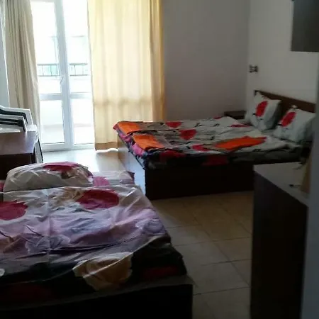 Studio Geri Apartment